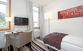 Hotel National By Mountain Hotels